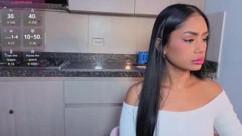 Snapshot of chloemoon9 chatting on September 24, 2025, 3:59 pm Chloe Moon online show from September 24, 2025, 3:59 pm