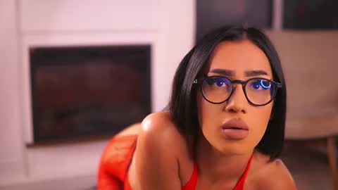 Chlo online show from July 19, 2026, 3:54 am