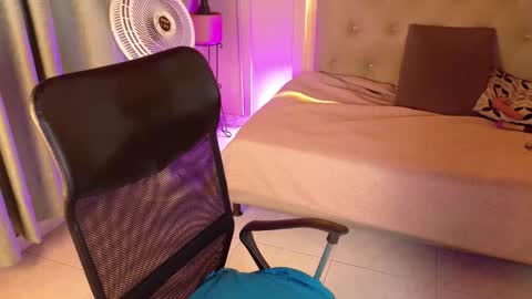 Chloe rosse online show from March 20, 2026, 1:21 am