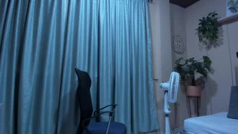 Chloe rosse online show from April 11, 2026, 7:07 pm