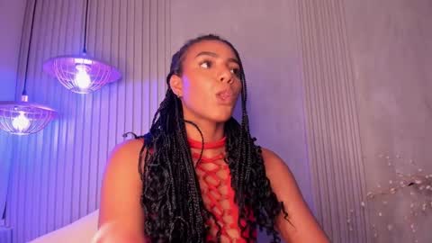Snapshot of chloetaylorr_ chatting on December 2, 2024, 6:32 pm CHLOE online show from December 2, 2024, 6:32 pm