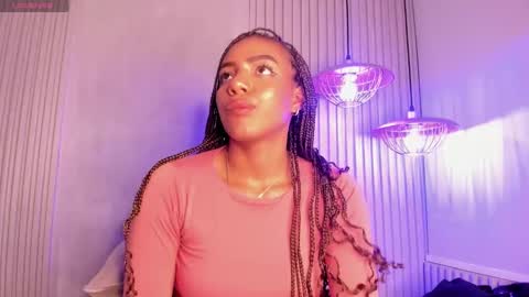 Snapshot of chloetaylorr_ chatting on December 9, 2024, 6:35 pm CHLOE online show from December 9, 2024, 6:35 pm