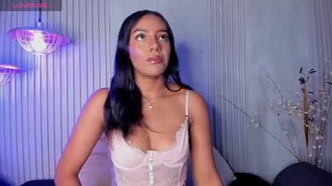 Snapshot of chloetaylorr_ chatting on January 17, 2025, 9:06 pm CHLOE online show from January 17, 2025, 9:06 pm