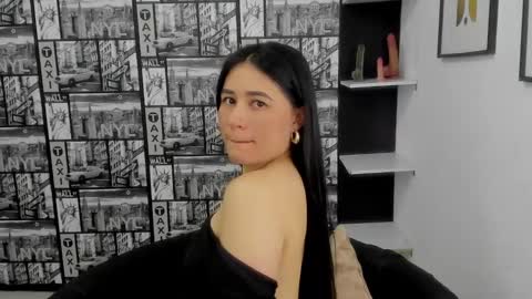 ChloeTurner  online show from January 27, 2025, 1:41 pm