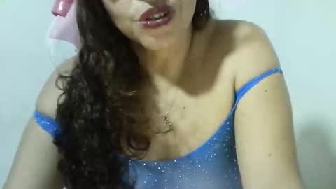 Snapshot of chochohot45 chatting on February 20, 2025, 12:08 am chochohot45 online show from February 20, 2025, 12:08 am