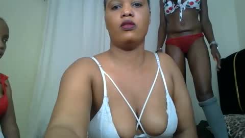 VIOLET online show from February 14, 2025, 5:46 pm