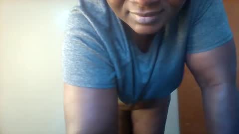 chocobabe002 online show from September 27, 2025, 5:12 am