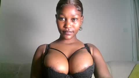 Snapshot of chocolate_divaa chatting on July 28, 2026, 12:48 pm chocolate_divaa online show from July 28, 2026, 12:48 pm
