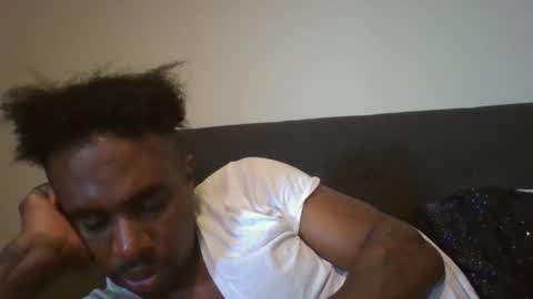 chocolatedolla online show from April 6, 2026, 7:37 pm