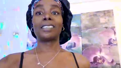 chocolatedrop_ online show from November 17, 2025, 9:42 pm