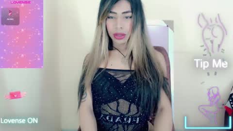 Snapshot of chocolatetriplex chatting on February 7, 2025, 6:56 am chocolatetriplex online show from February 7, 2025, 6:56 am