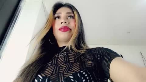 Snapshot of chocolatetriplex chatting on October 22, 2025, 5:02 pm chocolatetriplex online show from October 22, 2025, 5:02 pm