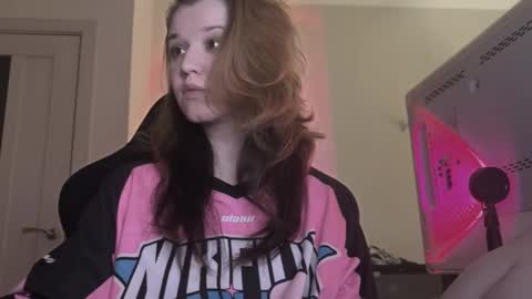 Lissa online show from February 15, 2026, 10:28 pm