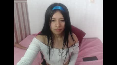  Laura  online show from February 10, 2025, 4:14 pm