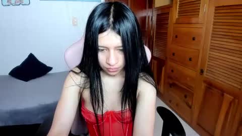  Laura  online show from March 10, 2025, 2:26 pm