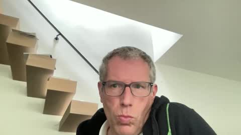 choupipat1 online show from April 17, 2026, 11:35 am