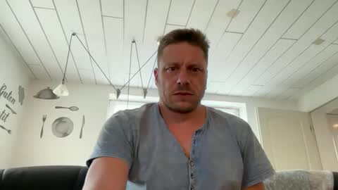 Chris online show from June 3, 2026, 6:24 pm