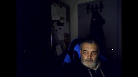 Chris online show from October 5, 2025, 2:32 am