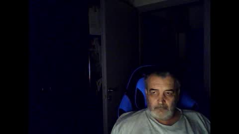 Chris online show from October 19, 2025, 2:12 am