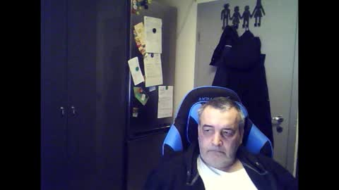 Chris online show from March 1, 2026, 6:48 am