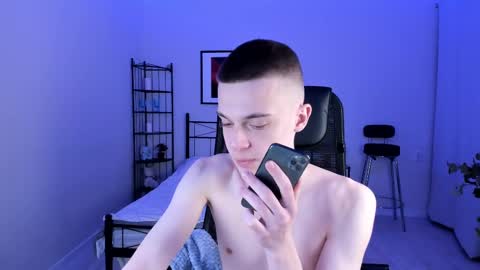 Snapshot of chris_18rown chatting on February 6, 2025, 2:37 pm Chris Brown online show from February 6, 2025, 2:37 pm