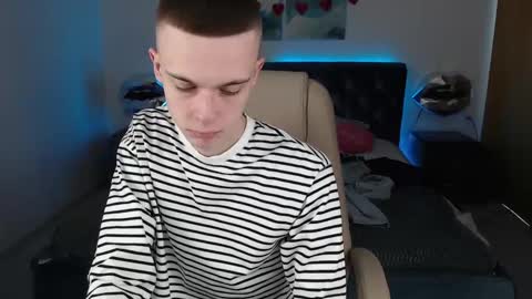 Snapshot of chris_18rown chatting on February 19, 2025, 12:22 pm Chris Brown online show from February 19, 2025, 12:22 pm