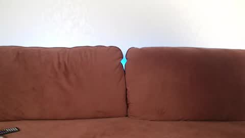 Snapshot of chris_19rown chatting on October 8, 2025, 6:05 pm chris_19rown online show from October 8, 2025, 6:05 pm