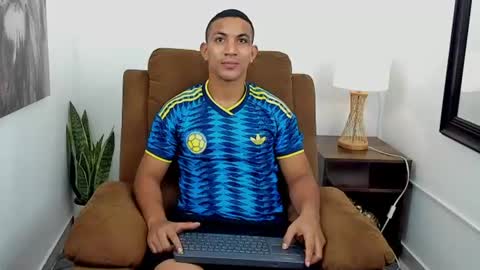 Chris online show from July 16, 2026, 1:33 am