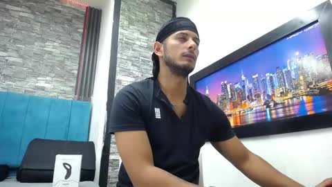 chris_dick2 online show from March 22, 2026, 5:22 am