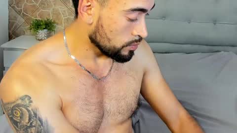 Snapshot of chris_kizz chatting on December 19, 2024, 9:51 am chris_kizz online show from December 19, 2024, 9:51 am