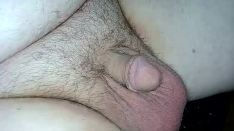 chris_loves_to_please online show from August 9, 2026, 4:39 am