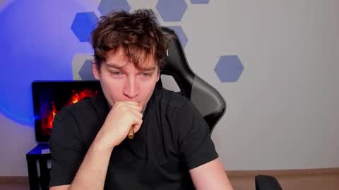 Chris Tyson online show from November 13, 2025, 10:25 am