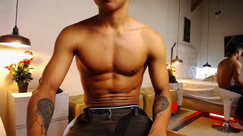 Snapshot of chris_weell chatting on December 20, 2024, 12:30 am Chris Weell online show from December 20, 2024, 12:30 am