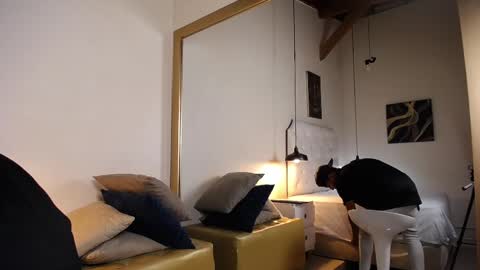 Snapshot of chris_weell chatting on February 9, 2025, 7:52 pm Chris Weell online show from February 9, 2025, 7:52 pm