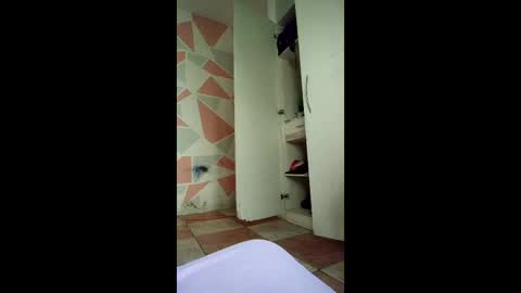 chrisalejandr0896 online show from April 3, 2026, 7:45 pm