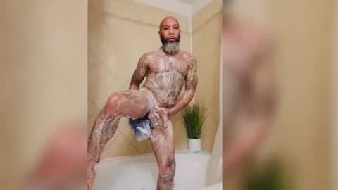 KING YAMMY online show from February 18, 2026, 11:01 pm