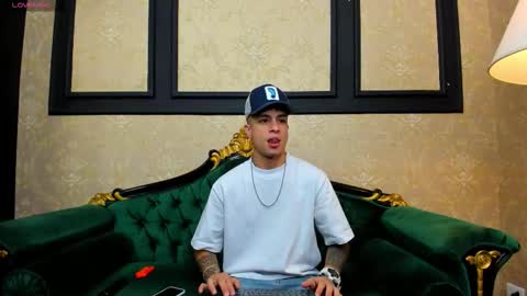 Snapshot of chrismckay_ chatting on October 15, 2025, 11:21 am Chris online show from October 15, 2025, 11:21 am