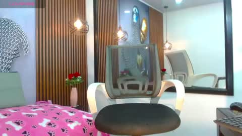 chrisshottx online show from June 12, 2026, 7:46 pm