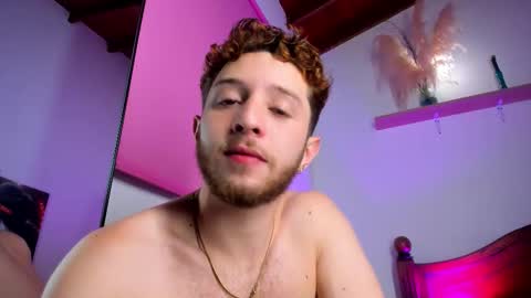 Snapshot of chrisstianford chatting on November 9, 2025, 6:33 am Hi dont forguet to follow me online show from November 9, 2025, 6:33 am