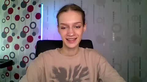 chrissy_joyful online show from April 20, 2026, 3:31 am