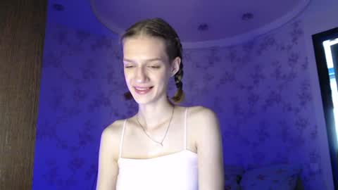 chrissy_joyful online show from July 4, 2026, 4:07 am