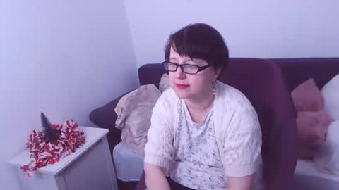 Snapshot of christarose chatting on December 28, 2024, 3:47 am Christa online show from December 28, 2024, 3:47 am