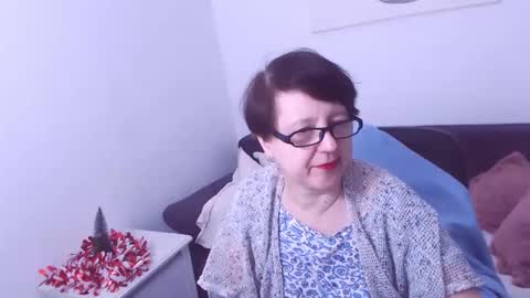 Snapshot of christarose chatting on December 29, 2024, 1:38 pm Christa online show from December 29, 2024, 1:38 pm