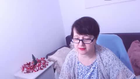 Snapshot of christarose chatting on January 5, 2025, 3:23 pm Christa online show from January 5, 2025, 3:23 pm