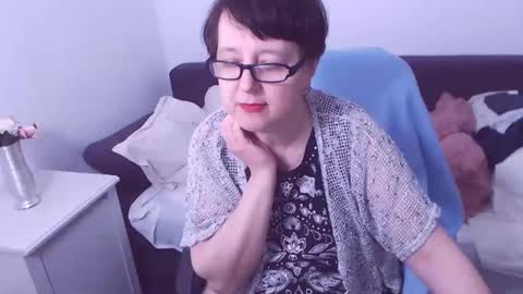 Snapshot of christarose chatting on January 11, 2025, 4:27 am Christa online show from January 11, 2025, 4:27 am