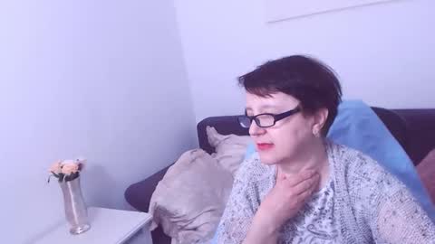 Snapshot of christarose chatting on January 19, 2025, 8:41 pm Christa online show from January 19, 2025, 8:41 pm