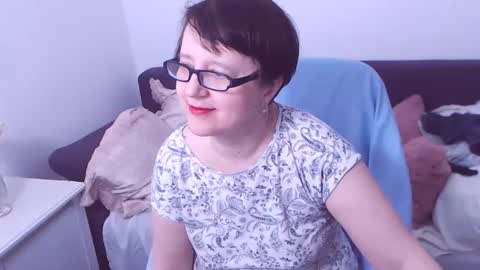 Snapshot of christarose chatting on January 20, 2025, 3:04 am Christa online show from January 20, 2025, 3:04 am