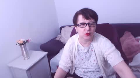 Snapshot of christarose chatting on January 21, 2025, 6:43 am Christa online show from January 21, 2025, 6:43 am