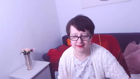 Snapshot of christarose chatting on January 26, 2025, 1:31 am Christa online show from January 26, 2025, 1:31 am