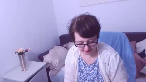 Snapshot of christarose chatting on January 29, 2025, 2:51 am Christa online show from January 29, 2025, 2:51 am